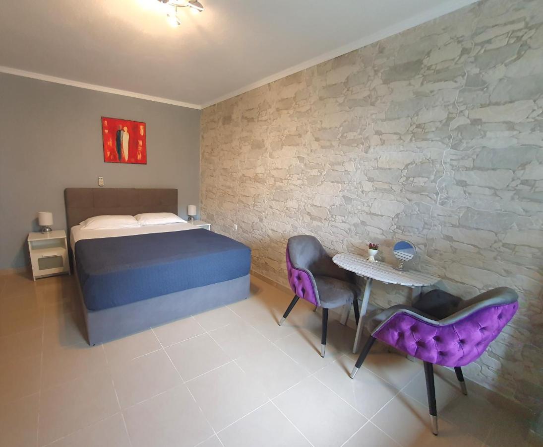 Dave Apartment Nikiti  Extérieur photo